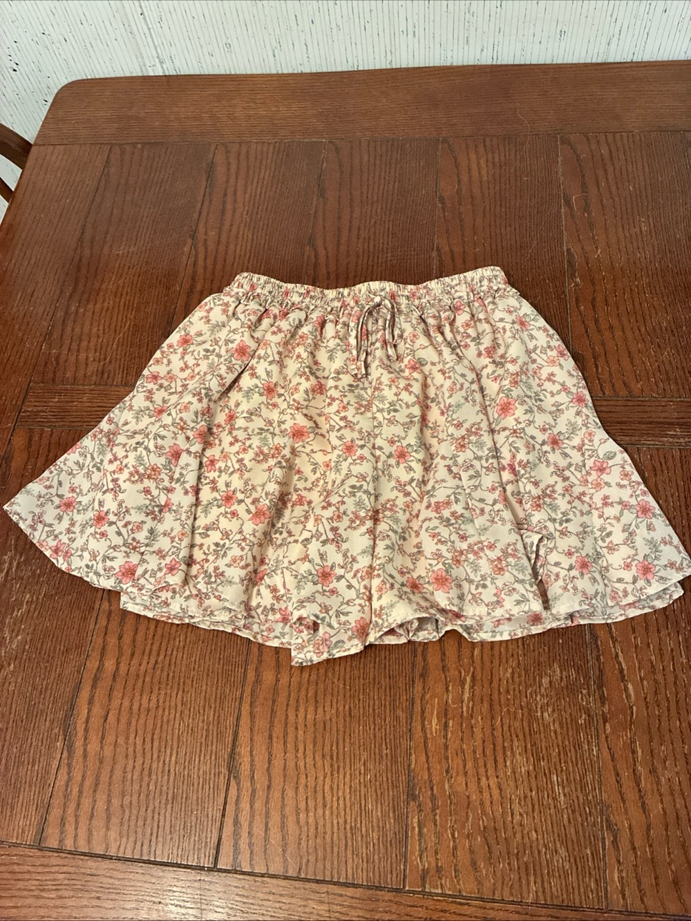 Anthropologie Paper Crane Flared Shorts Women’s S Floral Pull On Boho Tie Front